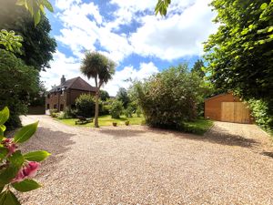 driveway- click for photo gallery